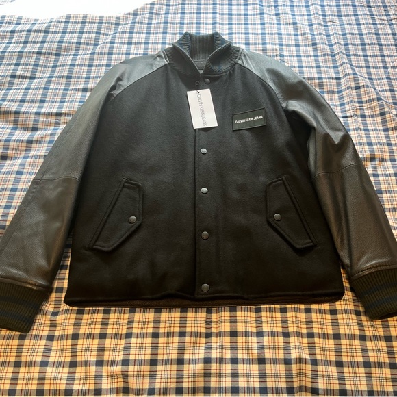 Men’s Calvin Klein Jeans Varsity Bomber Jacket - Picture 2 of 7